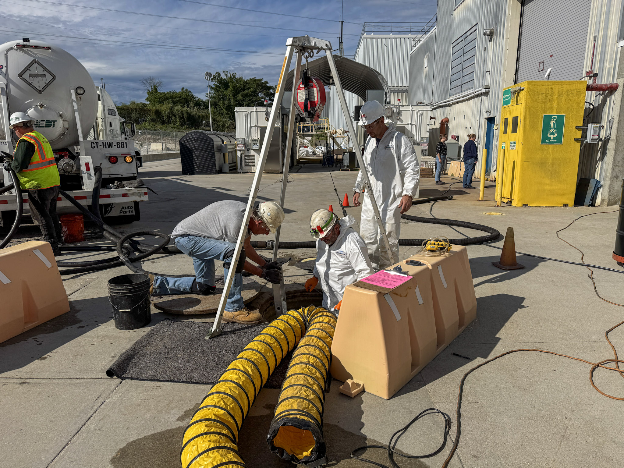 Confined Space Entry in Construction: What It Is and Why It Matters